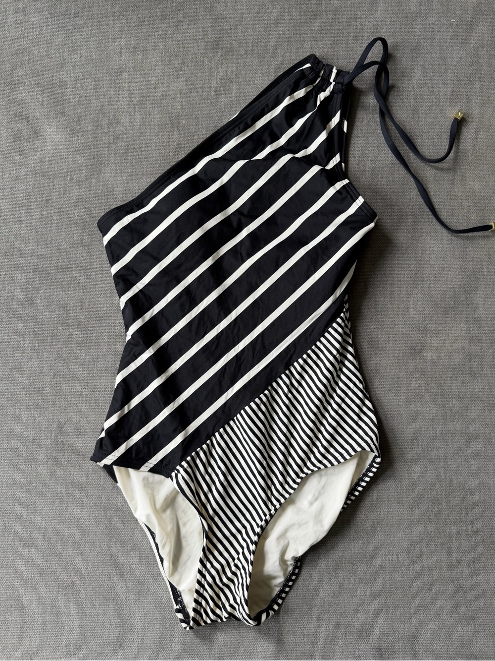 DKNY One Shoulder One Piece Swimsuit Asymmetrical Stripes Black White 6